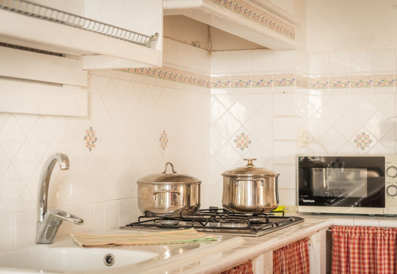 Appartamento a Sperlonga - questa casa caratteristica per 6 persone è ideale per vivere in pieno il mare e le tradizioni del borgo