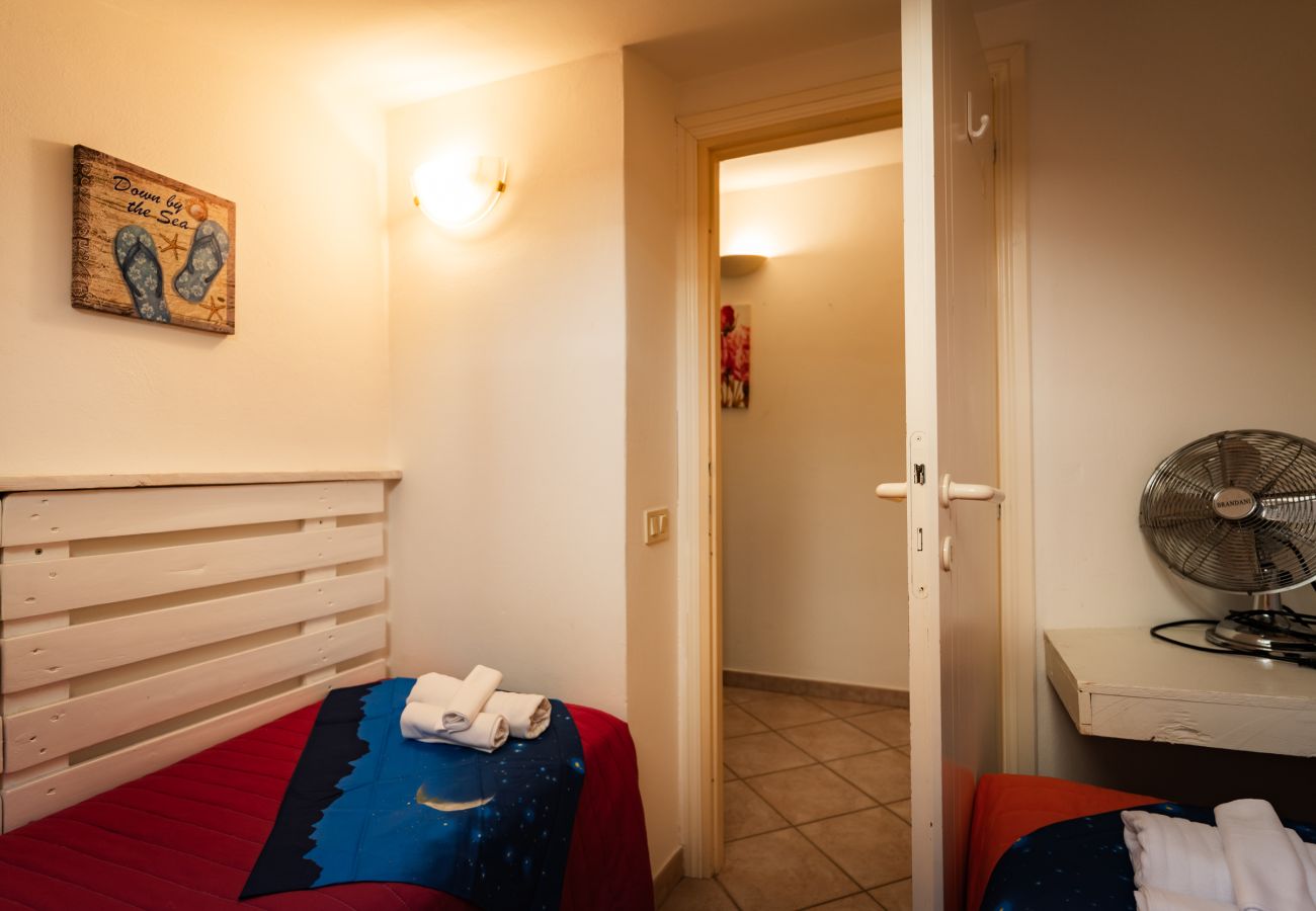 Appartamento a Sperlonga - questa casa caratteristica per 6 persone è ideale per vivere in pieno il mare e le tradizioni del borgo