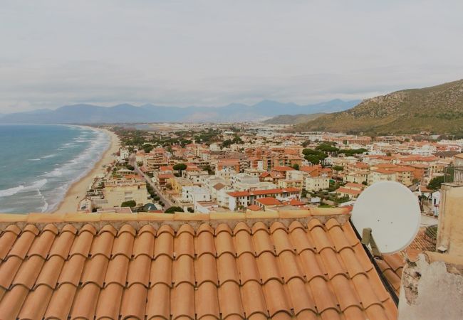  a Sperlonga - Graziosa casa vista mare per 5 persone