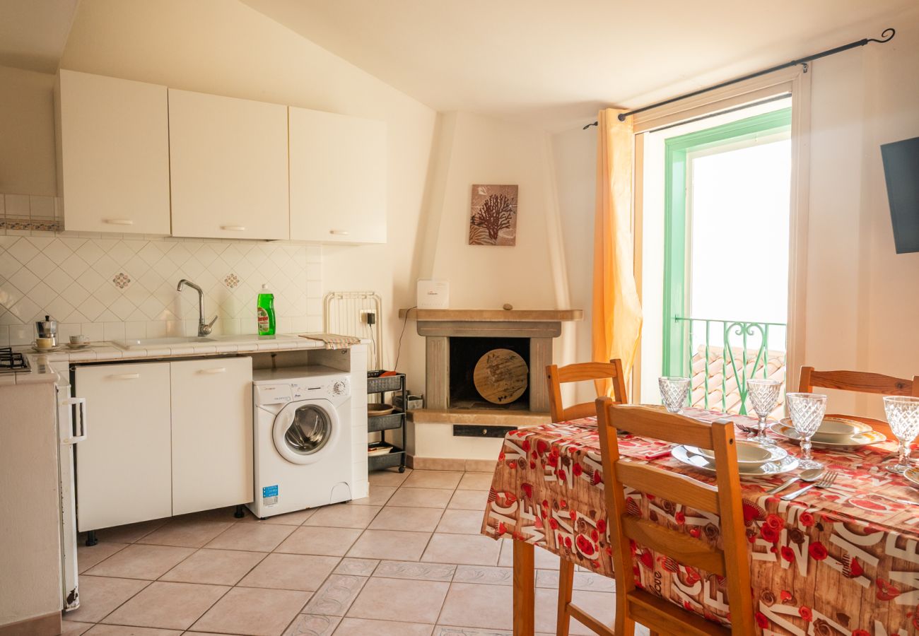 Appartamento a Sperlonga - Graziosa casa vista mare per 5 persone