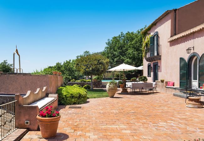 Villa a Trecastagni - Villa chic di campagna con piscina Villa a Trecastagni - Villa chic di campagna con piscina