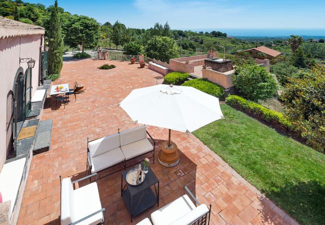 Villa a Trecastagni - Villa chic di campagna con piscina Villa a Trecastagni - Villa chic di campagna con piscina