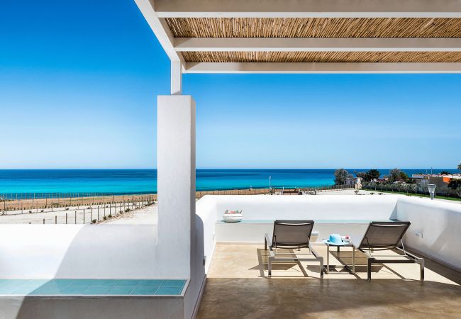 Villa a Noto - Villa fronte mare con piscina a Marzamemi, Sicily - Lavanda Villa a Noto - Villa fronte mare con piscina a Marzamemi, Sicily - Lavanda