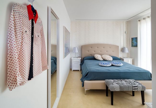 Villa a Noto - Villa con piscina fronte mare a Marzamemi, Sicily - Ulivo - 8 pax Villa a Noto - Villa con piscina fronte mare a Marzamemi, Sicily - Ulivo - 8 pax