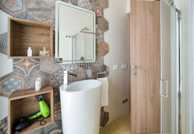 Villa a Noto - Villa con piscina fronte mare a Marzamemi, Sicily - Ulivo - 8 pax Villa a Noto - Villa con piscina fronte mare a Marzamemi, Sicily - Ulivo - 8 pax