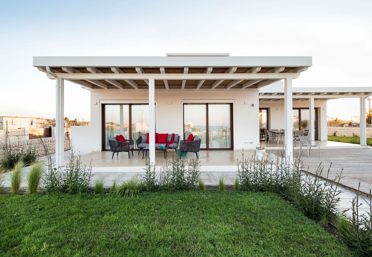 Villa a Noto - Villa con piscina fronte mare a Marzamemi, Sicily - Ulivo - 8 pax