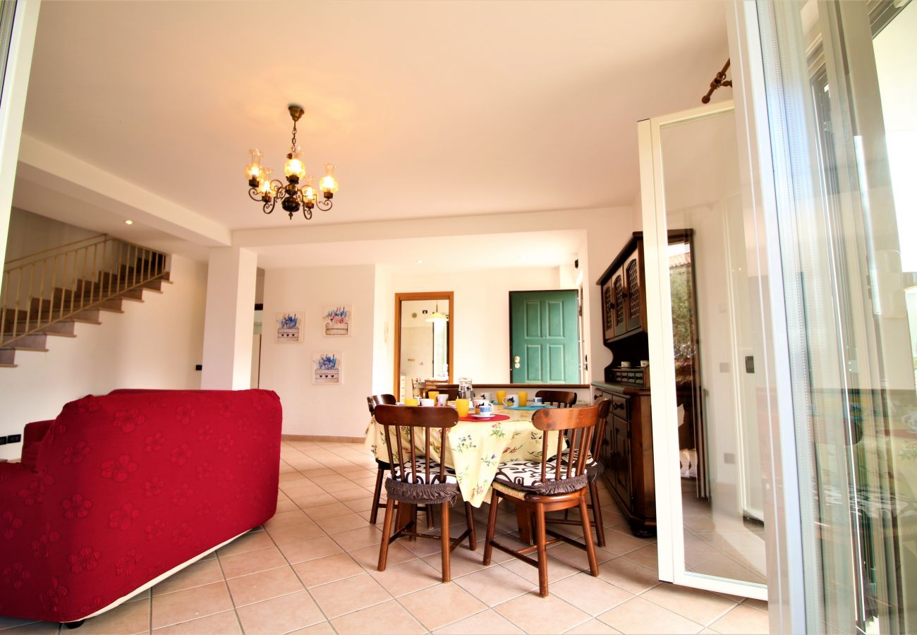 Villa a Sperlonga - più comfort più spazio più privacy per una comoda vacanza