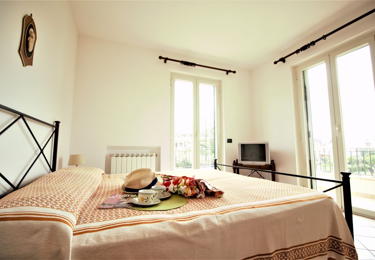 Villa a Sperlonga - più comfort più spazio più privacy per una comoda vacanza
