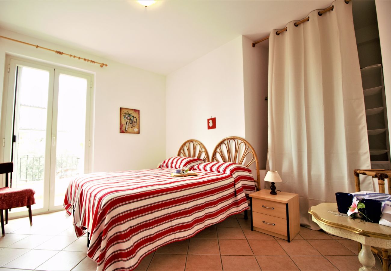 Villa a Sperlonga - più comfort più spazio più privacy per una comoda vacanza