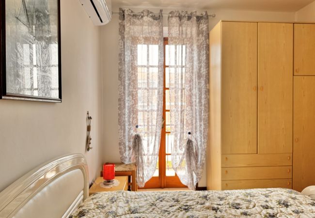 Appartamento a Sperlonga - per una comoda vacanza a 600 mt dal mare Appartamento a Sperlonga - per una comoda vacanza a 600 mt dal mare