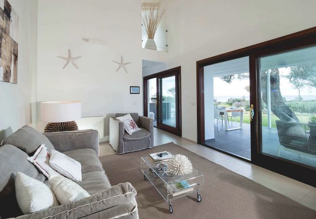 Villa a Cefalù - Villa con terrazza vista mare, Cefalù, Sicilia Villa a Cefalù - Villa con terrazza vista mare, Cefalù, Sicilia