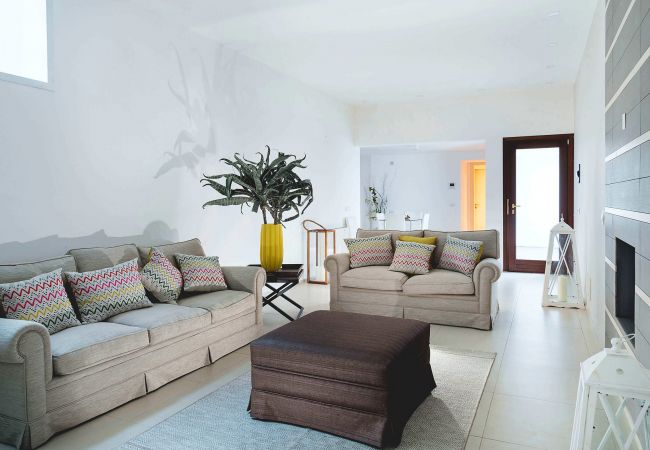 Villa a Cefalù - Villa con terrazza vista mare, Cefalù, Sicilia Villa a Cefalù - Villa con terrazza vista mare, Cefalù, Sicilia