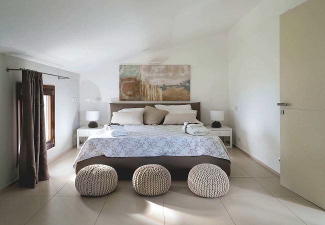 Villa a Cefalù - Villa con terrazza vista mare, Cefalù, Sicilia Villa a Cefalù - Villa con terrazza vista mare, Cefalù, Sicilia