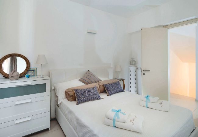 Villa a Cefalù - Villa con terrazza vista mare, Cefalù, Sicilia Villa a Cefalù - Villa con terrazza vista mare, Cefalù, Sicilia