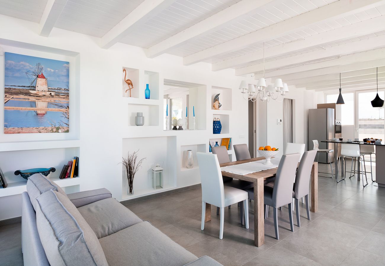 Casa a Marsala - Bella casa, 300 metri dal mare. Piscina in comune. Marsala, Sicilia - Diantia 10pax
