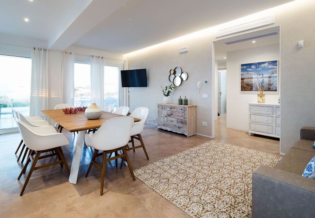 Villa a Noto - Villa con piscina fronte mare a Marzamemi, Sicily - Palma - 8 pax Villa a Noto - Villa con piscina fronte mare a Marzamemi, Sicily - Palma - 8 pax