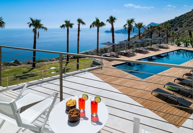 Villa a Letojanni - Villa di lusso con piscina a Taormina, Sicily