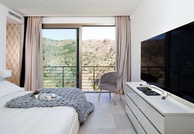 Villa a Letojanni - Villa di lusso con piscina a Taormina, Sicily Villa a Letojanni - Villa di lusso con piscina a Taormina, Sicily