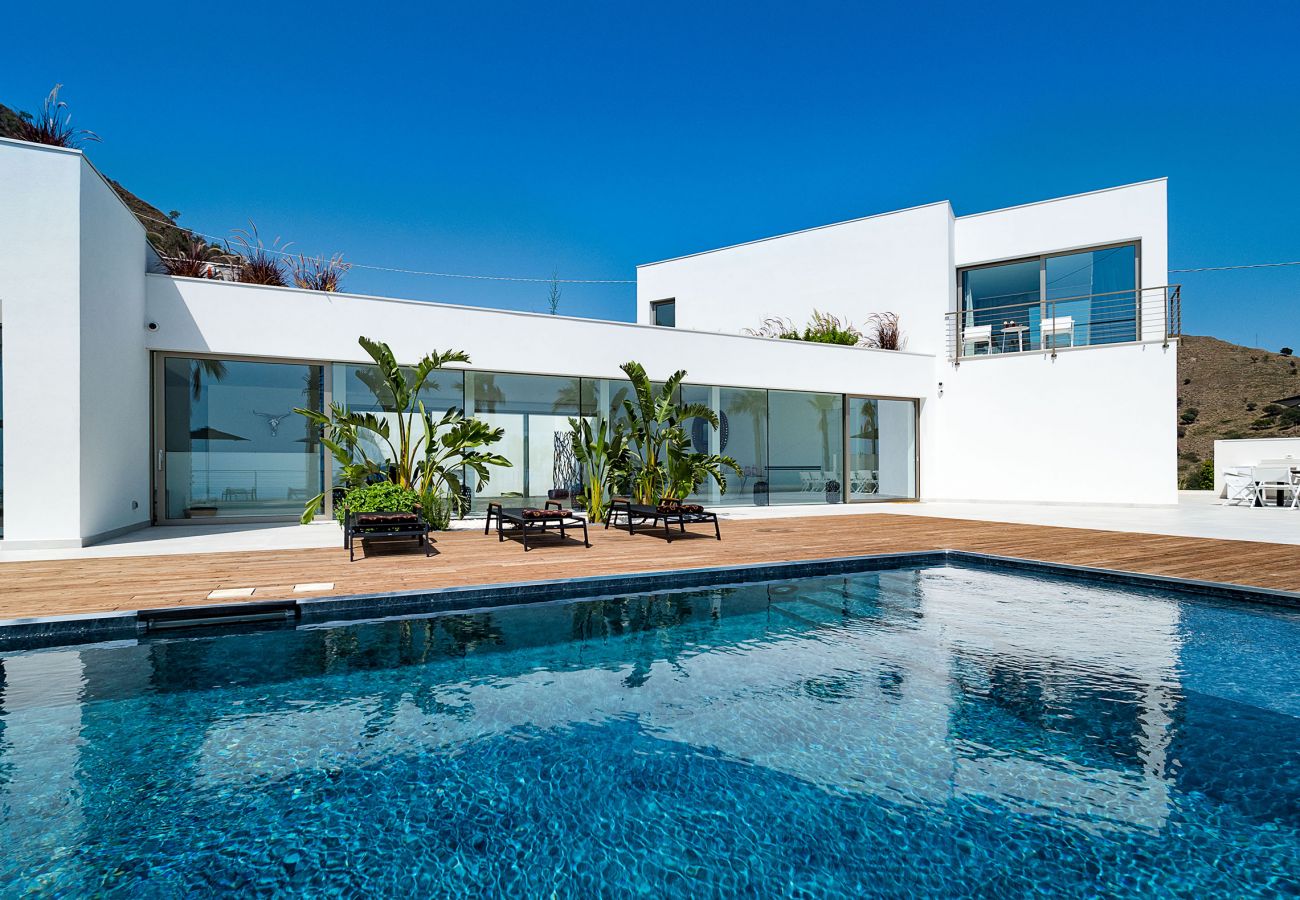 Villa a Letojanni - Villa di lusso con piscina a Taormina, Sicily