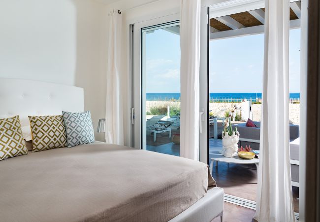 Villa a Noto - Villa fronte mare con piscina a Marzamemi, Sicily  - Fico d'India, 8 pax Villa a Noto - Villa fronte mare con piscina a Marzamemi, Sicily  - Fico d'India, 8 pax