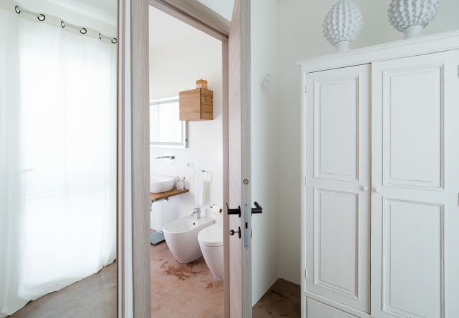 Villa a Noto - Villa fronte mare con piscina a Marzamemi, Sicily  - Fico d'India, 8 pax Villa a Noto - Villa fronte mare con piscina a Marzamemi, Sicily  - Fico d'India, 8 pax