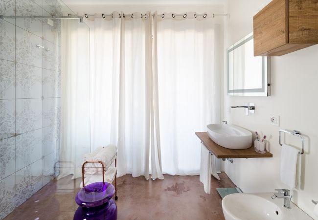 Villa a Noto - Villa fronte mare con piscina a Marzamemi, Sicily  - Fico d'India, 8 pax Villa a Noto - Villa fronte mare con piscina a Marzamemi, Sicily  - Fico d'India, 8 pax