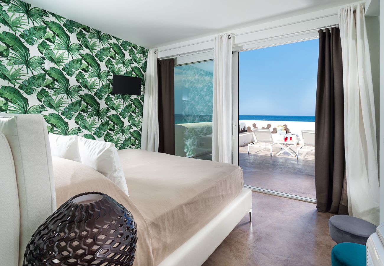 Villa a Noto - Villa fronte mare con piscina a Marzamemi, Sicily  - Fico d'India, 8 pax