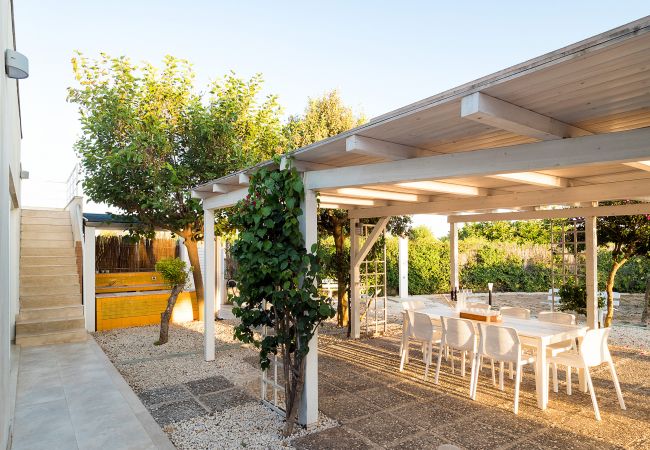 Villa a Ispica - Villa fronte mare a Porto Ulisse, Ispica, Sicily  Villa a Ispica - Villa fronte mare a Porto Ulisse, Ispica, Sicily