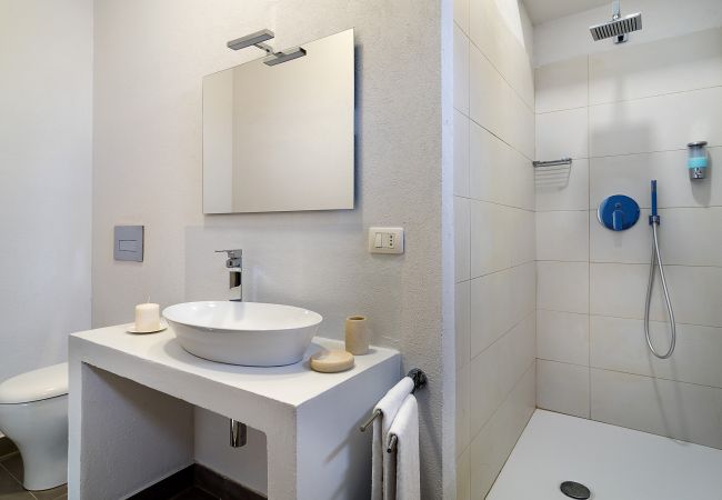 Villa a Ispica - Villa fronte mare a Porto Ulisse, Ispica, Sicily  Villa a Ispica - Villa fronte mare a Porto Ulisse, Ispica, Sicily