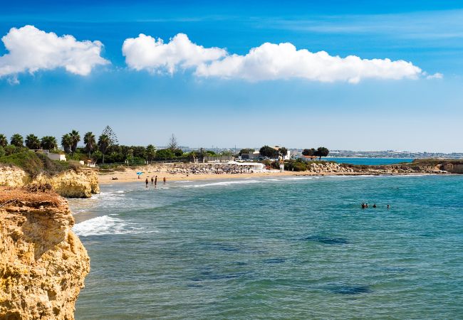 Villa a Ispica - Villa fronte mare a Porto Ulisse, Ispica, Sicily  Villa a Ispica - Villa fronte mare a Porto Ulisse, Ispica, Sicily