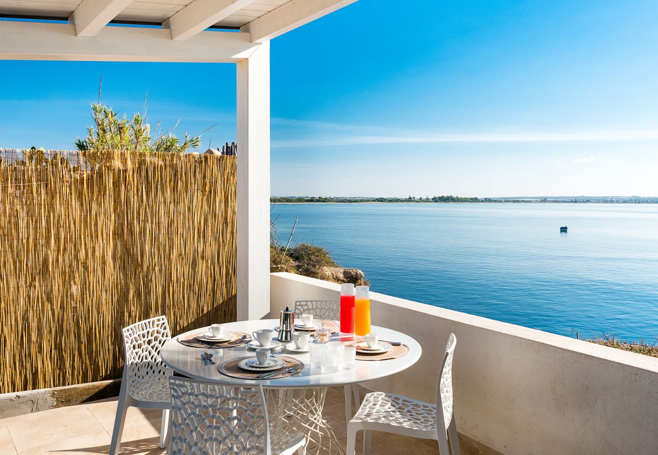 Villa a Ispica - Villa fronte mare a Porto Ulisse, Ispica, Sicily 