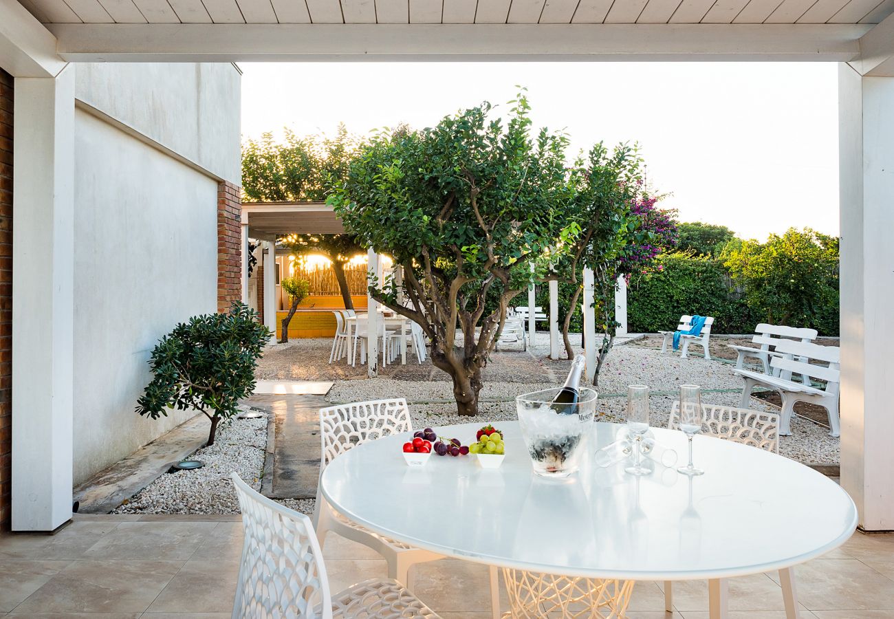 Villa a Ispica - Villa fronte mare a Porto Ulisse, Ispica, Sicily 