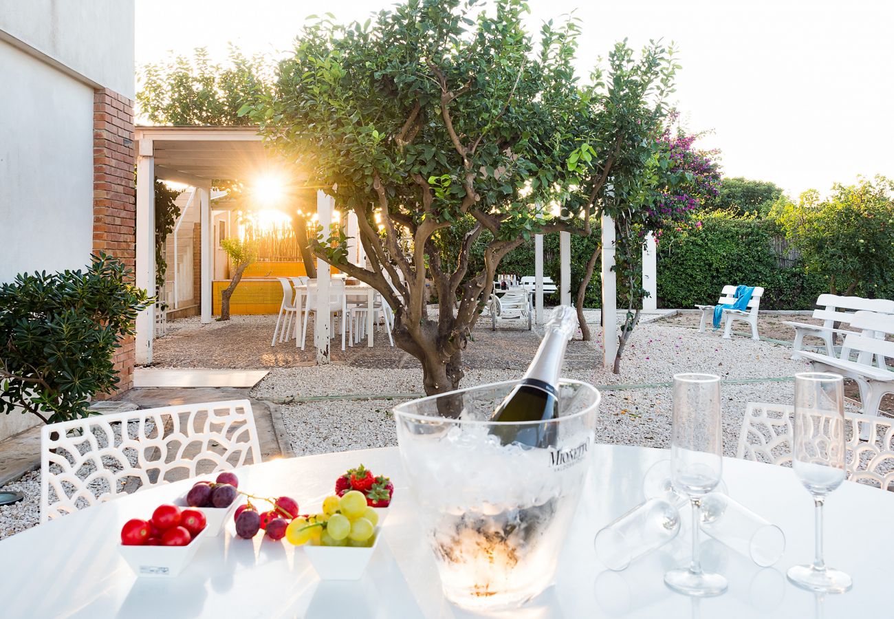 Villa a Ispica - Villa fronte mare a Porto Ulisse, Ispica, Sicily 
