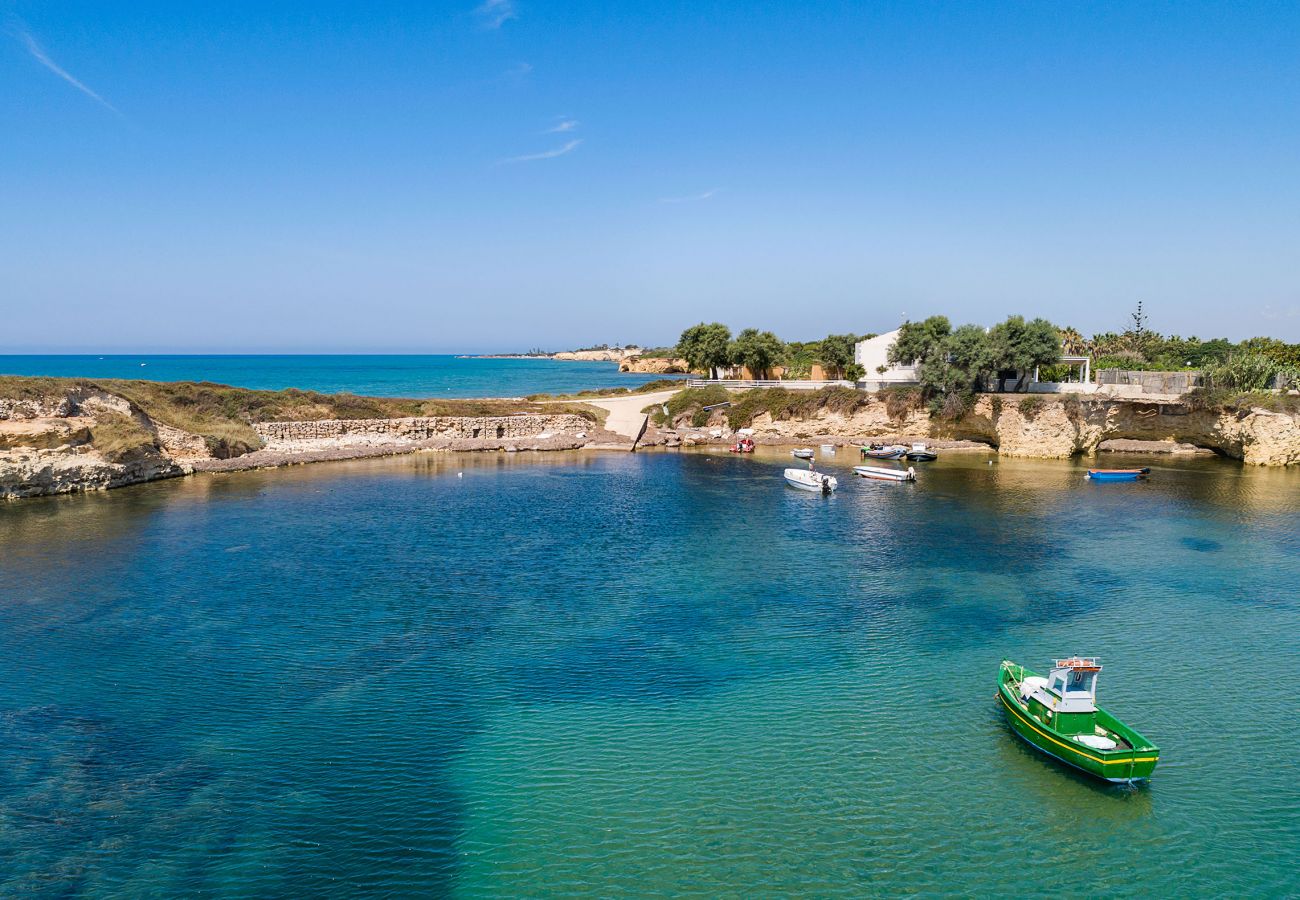 Villa a Ispica - Villa fronte mare a Porto Ulisse, Ispica, Sicily 