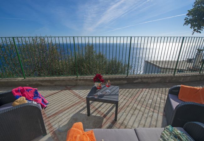 Casa a Praiano - Casa Cetrangolo - Casa panoramica a pochi passi dal mare Casa a Praiano - Casa Cetrangolo - Casa panoramica a pochi passi dal mare