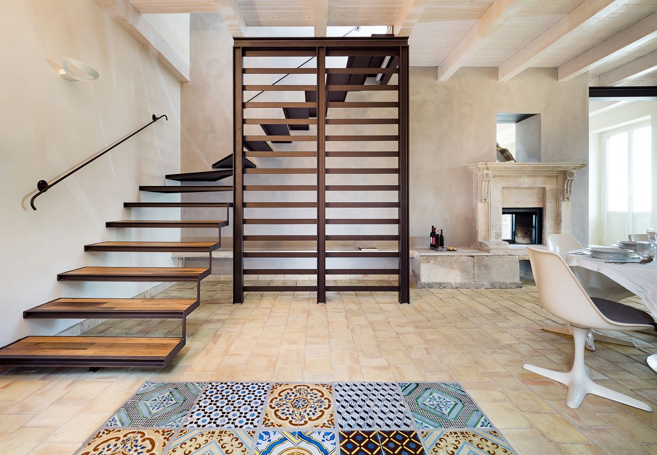Villa a Zafferana Etnea - Villa con piscina, wellness e campo da calcetto privati - 8 pax