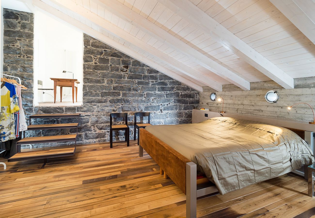 Villa a Zafferana Etnea - Villa con piscina, wellness e campo da calcetto privati - 8 pax
