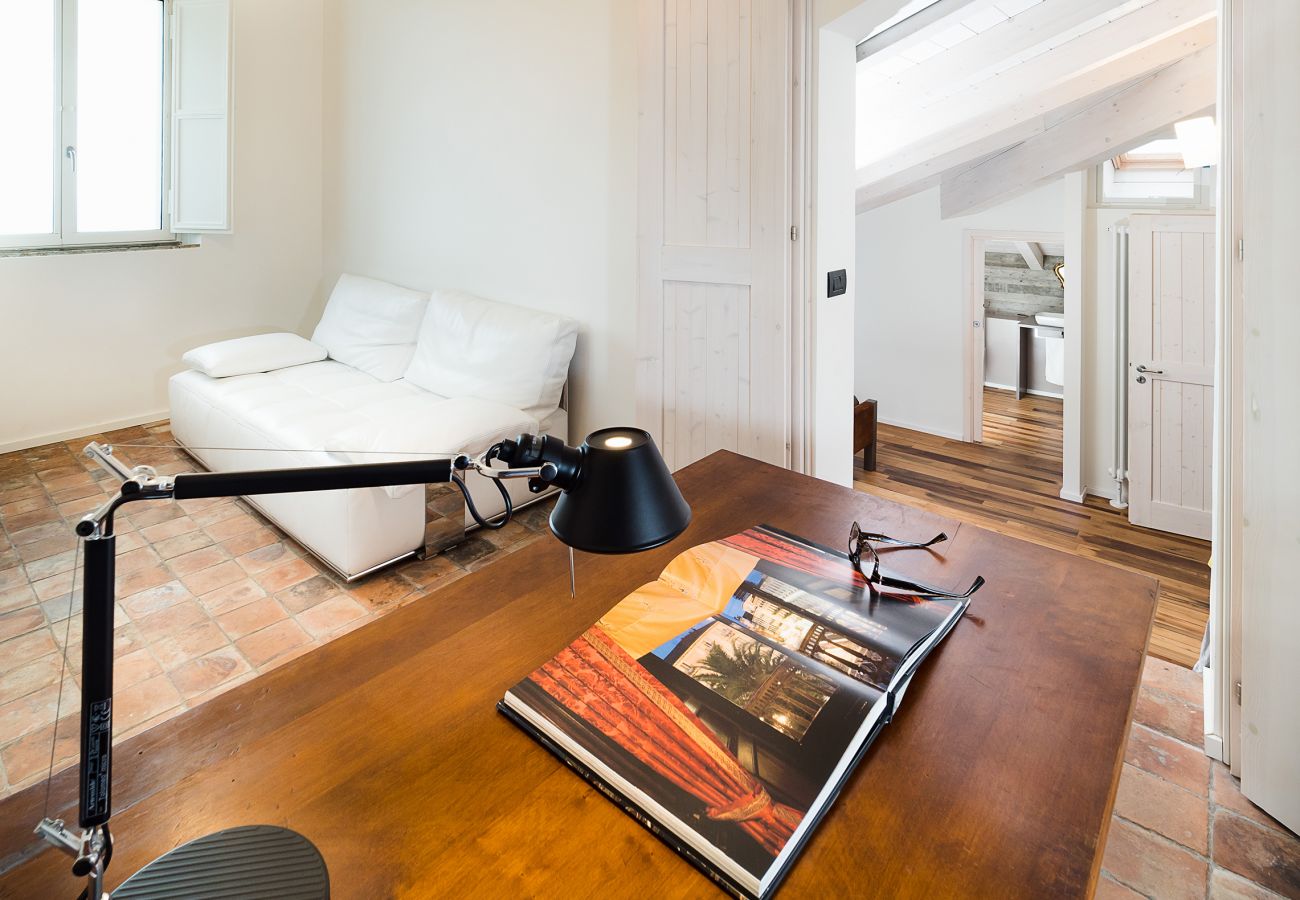 Villa a Zafferana Etnea - Villa con piscina, wellness e campo da calcetto privati - 8 pax