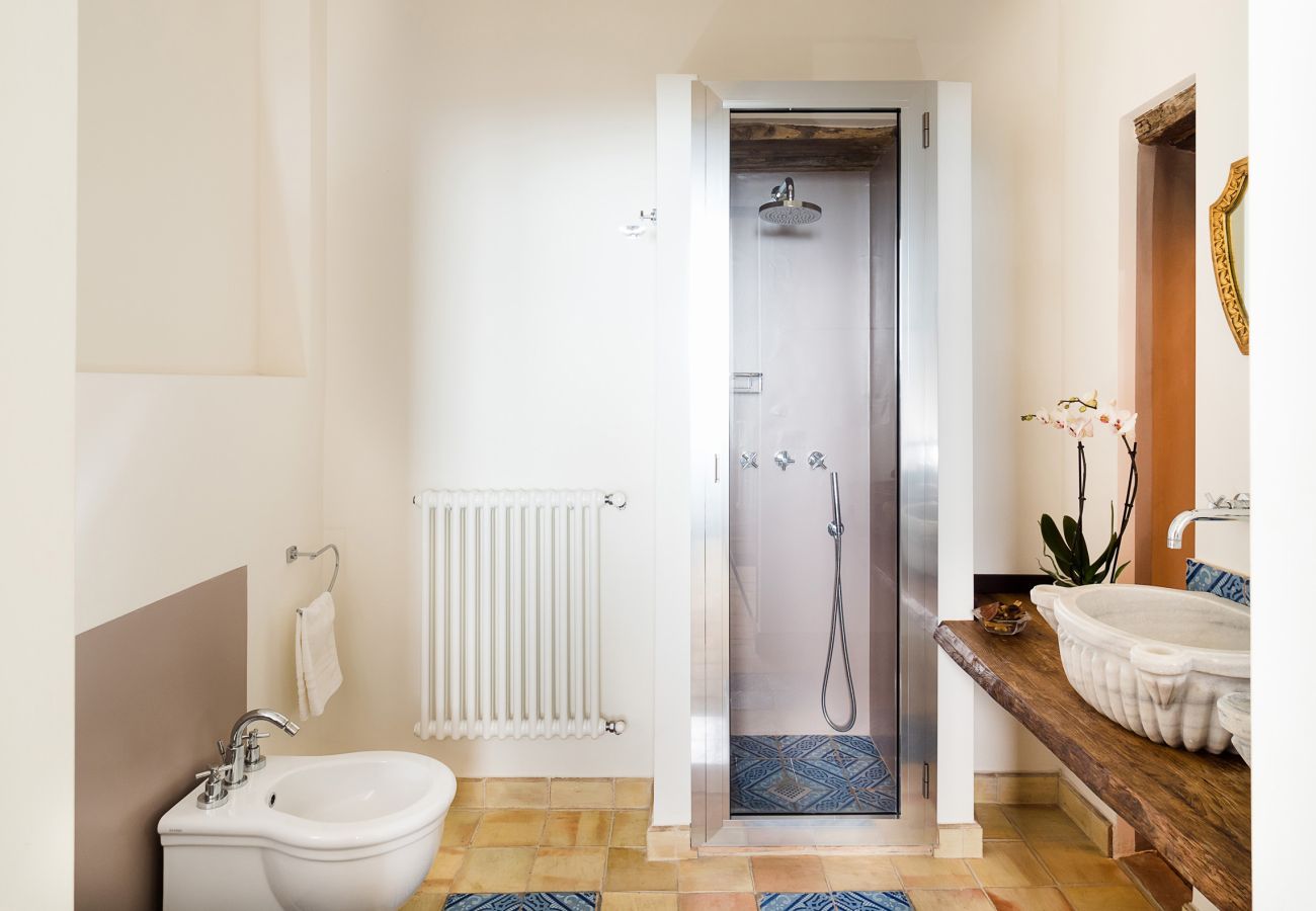 Villa a Zafferana Etnea - Villa con piscina, wellness e campo da calcetto privati - 8 pax