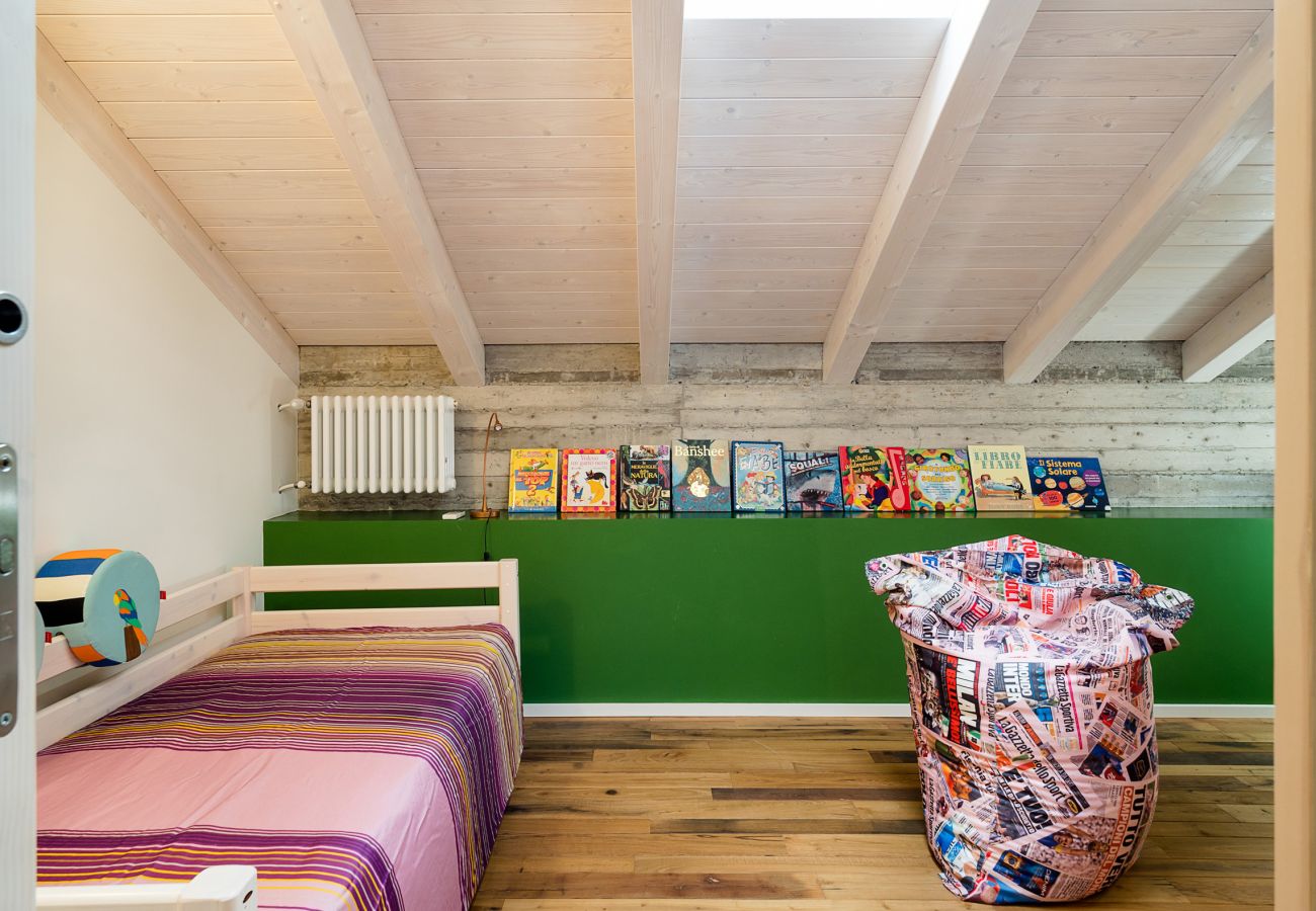 Villa a Zafferana Etnea - Villa con piscina, wellness e campo da calcetto privati - 8 pax