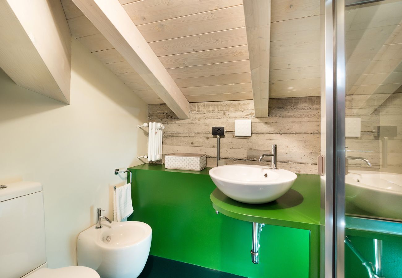 Villa a Zafferana Etnea - Villa con piscina, wellness e campo da calcetto privati - 8 pax