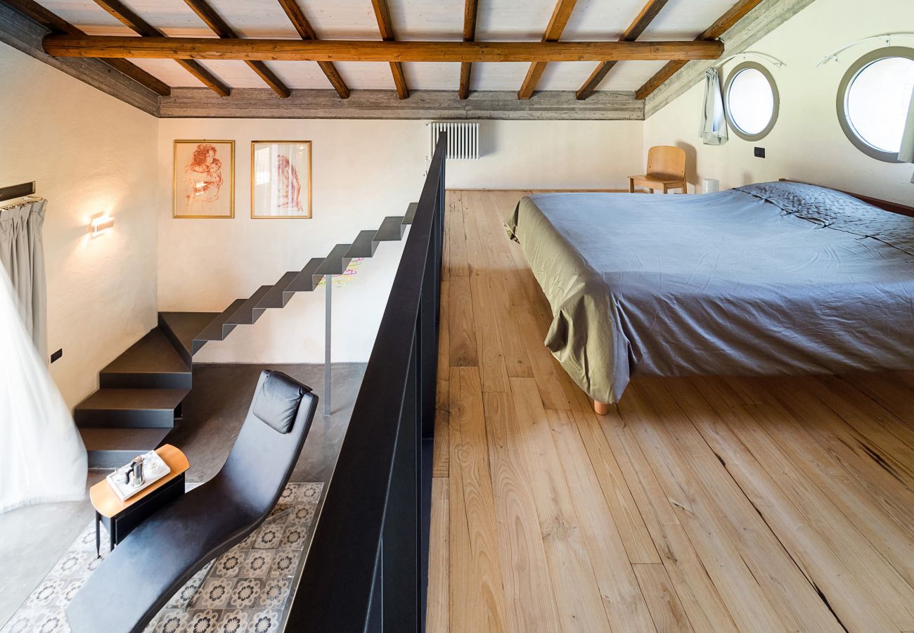 Villa a Zafferana Etnea - Villa con piscina, wellness e campo da calcetto privati - 8 pax