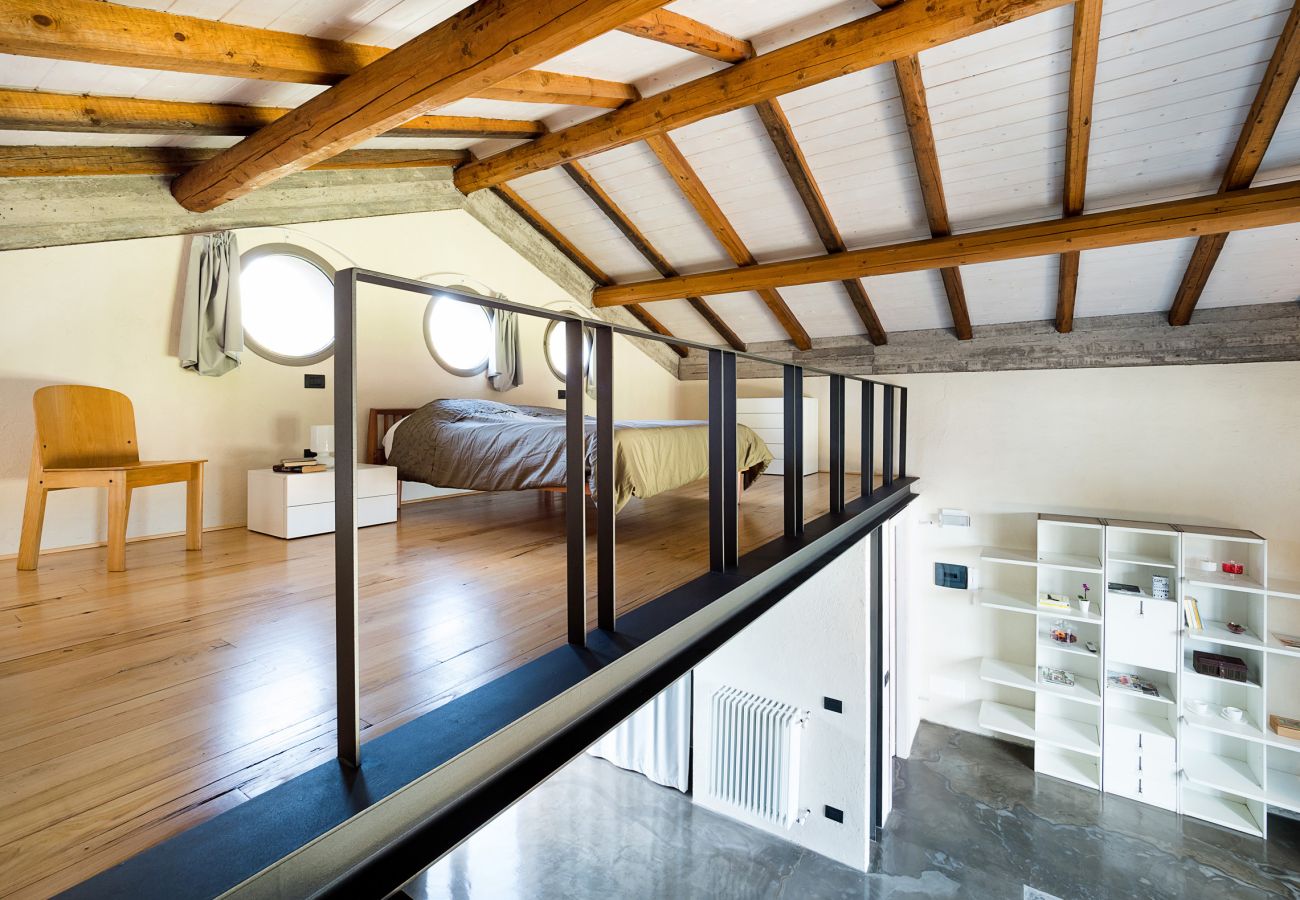 Villa a Zafferana Etnea - Villa con piscina, wellness e campo da calcetto privati - 8 pax