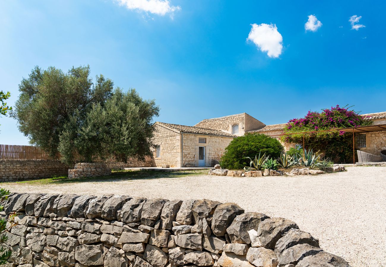 Villa a Scicli - Villa esclusiva con piscina, cucina esterna, Scicli, Sicilia - 12 pax