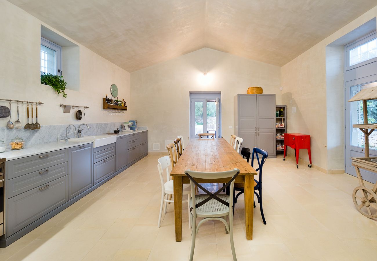 Villa a Scicli - Villa esclusiva con piscina, cucina esterna, Scicli, Sicilia - 12 pax