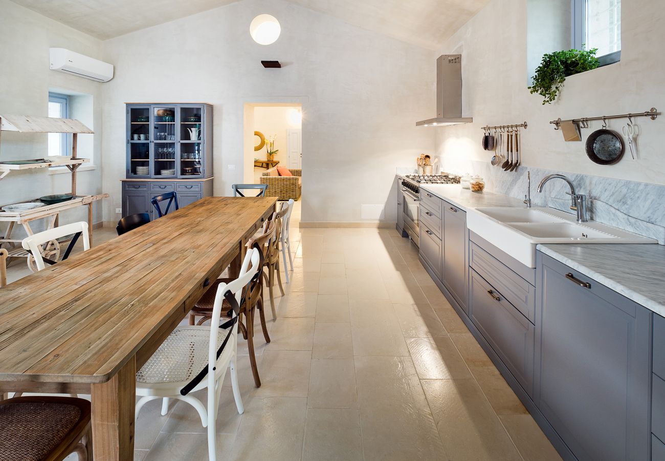 Villa a Scicli - Villa esclusiva con piscina, cucina esterna, Scicli, Sicilia - 12 pax