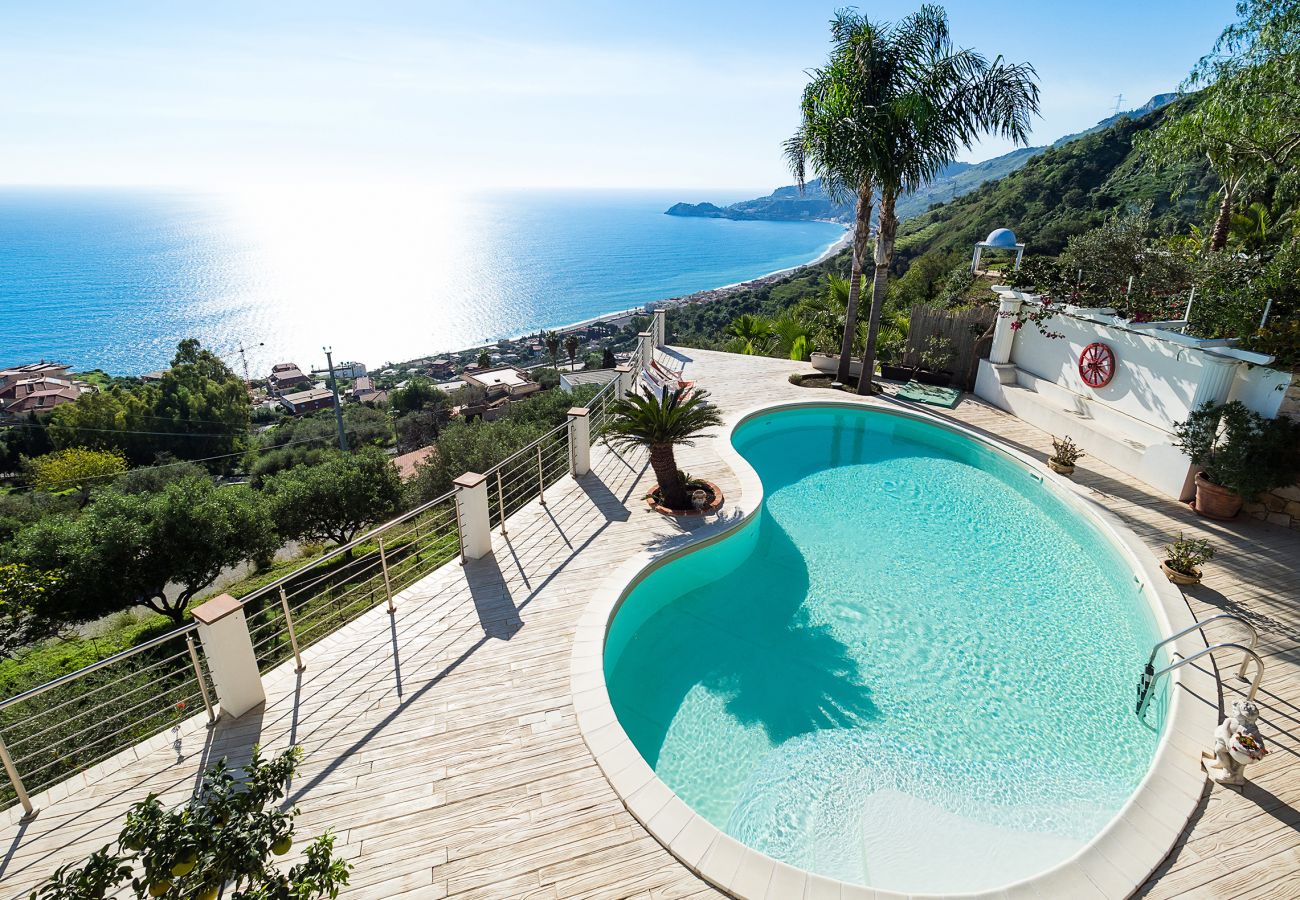 Villa a Taormina - Villa con vista strepitosa a Taormina, Sicily