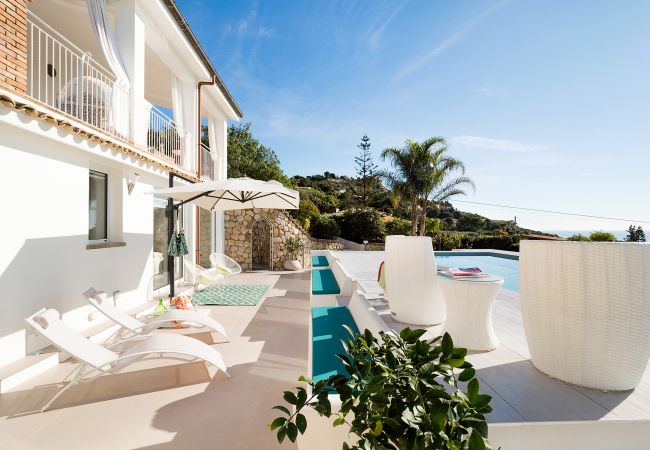 Villa a Licata - Villa di lusso al mare con piscina Villa a Licata - Villa di lusso al mare con piscina