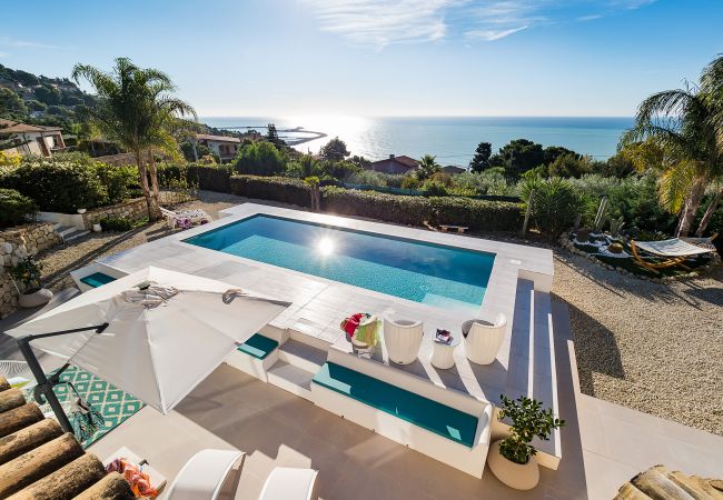 Villa a Licata - Villa di lusso al mare con piscina Villa a Licata - Villa di lusso al mare con piscina