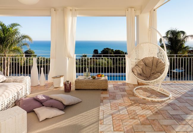 Villa a Licata - Villa di lusso al mare con piscina Villa a Licata - Villa di lusso al mare con piscina